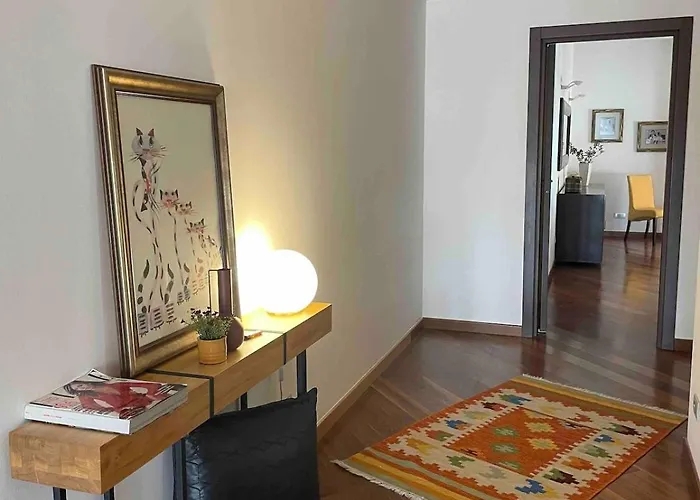 Luxury Spacious Flat With A Lovely Terrace