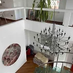 Luxury Spacious Flat With A Lovely Terrace 地拉那