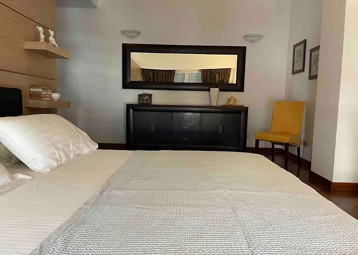 Luxury Spacious Flat With A Lovely Terrace * Tirana