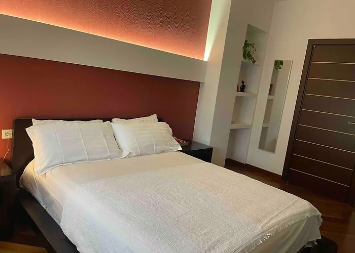 Luxury Spacious Flat With A Lovely Terrace Apartmán Tirana